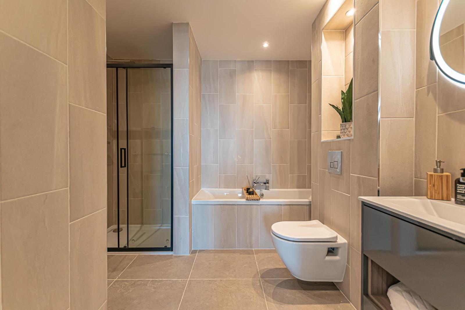 Penthouse River View! Wow Liverpool Exterior photo